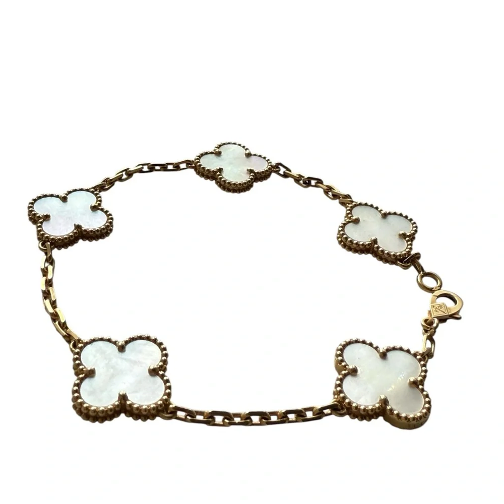 100% Authentic Van Cleef & Arpels Vintage Alhambra bracelet, 5 motifs, 18k Gold - Picture 10 of 17